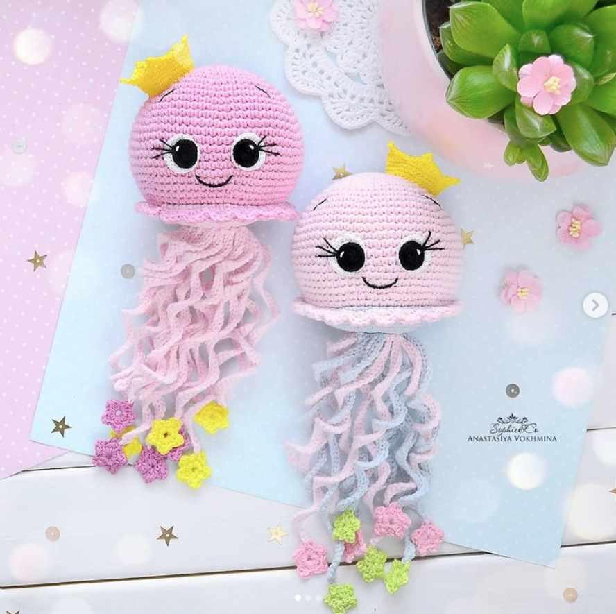 Погремушка медуза (Анастасия Вохмина)