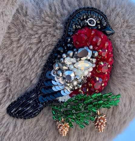 Брошь Снегирь (Ольга Лухт)