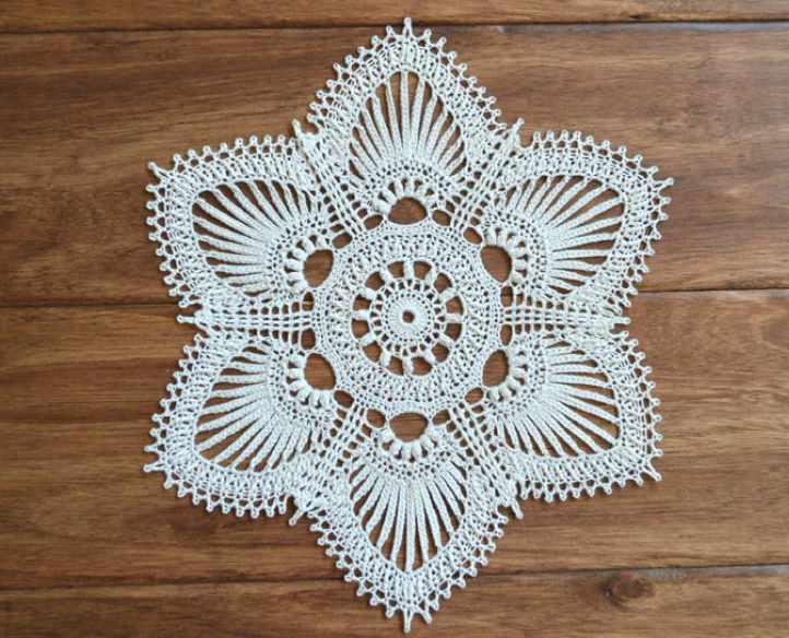 Салфетка Esther (Грейс Ферон), фото 1 из 1.