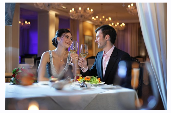 Ресторанный этикет. Нескучный курс изящных манер (Елена Черных)