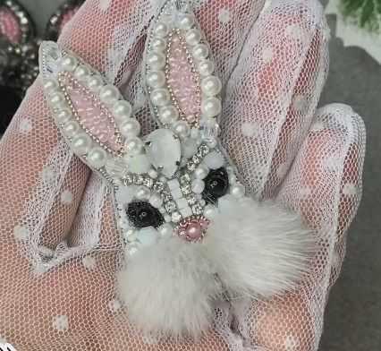 Брошь Заяц (Ольга Лухт)