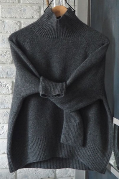 Реглан в двух размерах (Ксения Гордеева)