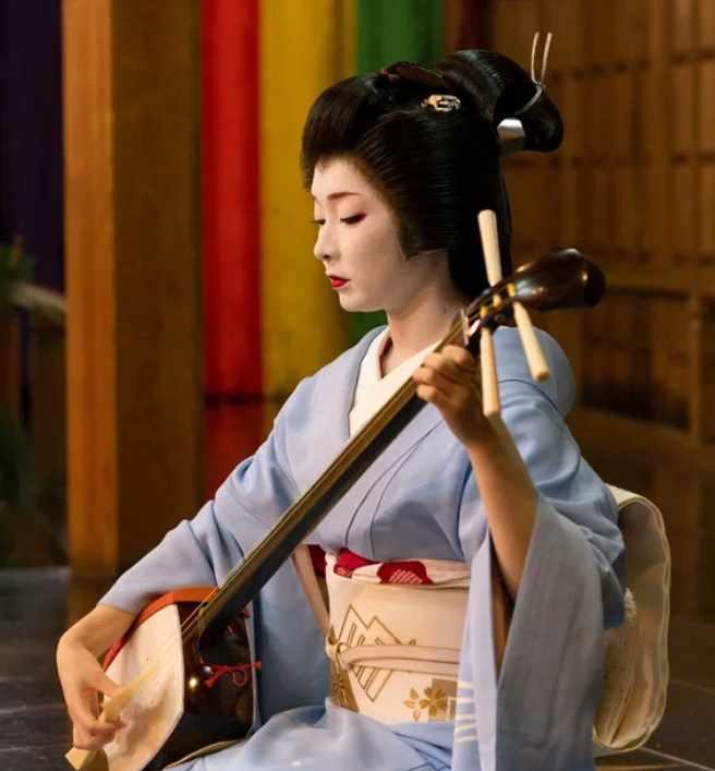 [Умные люди] Гейши – люди искусства (Наталья Демкина)