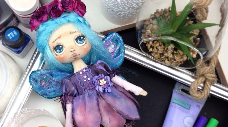 [Twenty - five toys] Бабочка Аннамари (София Покровская)