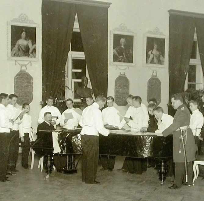 [Умные люди] Военное образование. Тяжело в учении, легко в бою (Иван Савушкин)