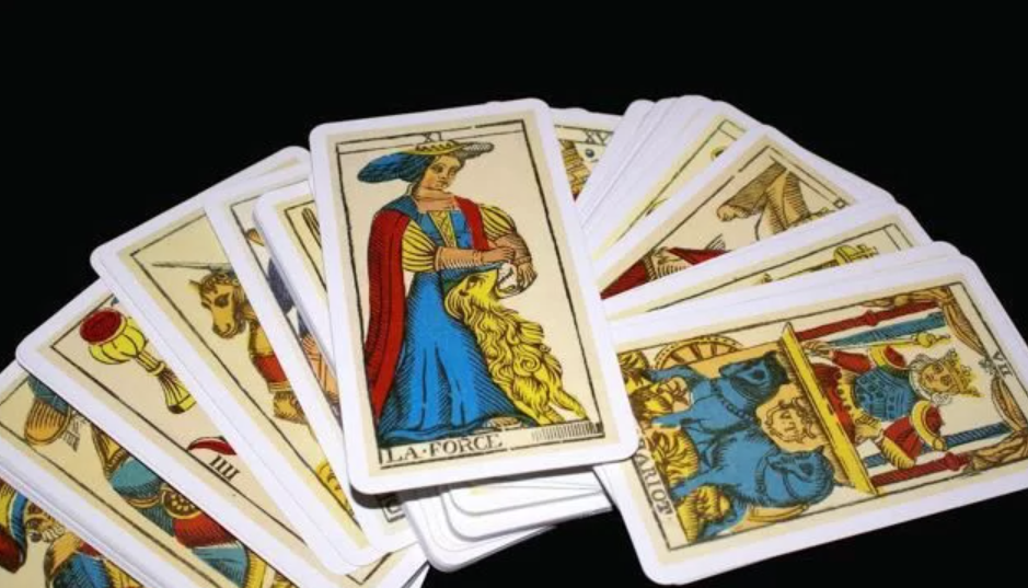 Базовый курс Таро (Любовь Варго)