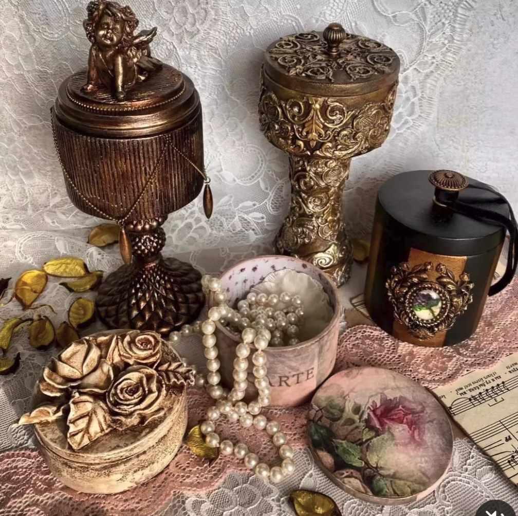 Шкатулки из бобин (Валентина Балиева)