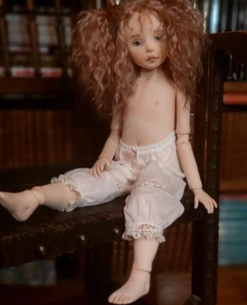 Шарнирная текстильная кукла Аврора. Ожившая ткань (Lana Fernandez)