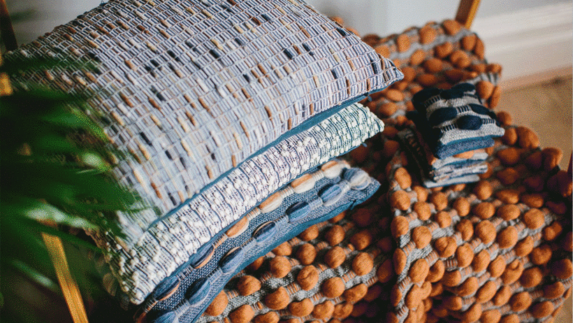 [Domestika] Техники ручного ткачества: Дизайн текстильных аксессуаров (Cassandra Sabo, Кассандра Сабо), фото 1 из 1.