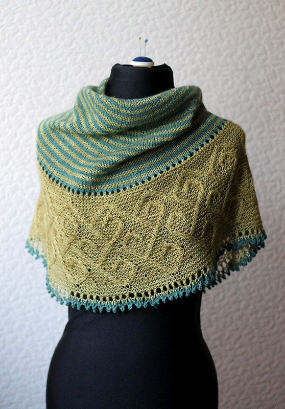 [Вяжи.ру] Вязание шали Сarradal (Lucy Hague)