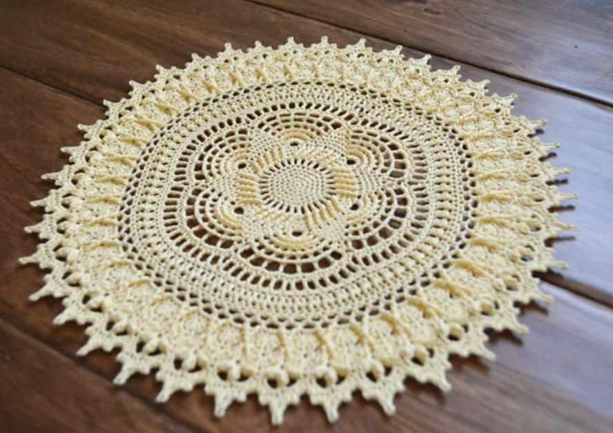 Салфетка Helena (Грейс Ферон), фото 1 из 1.