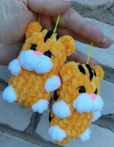 Брелок Тигрик (Алина Ерукова)