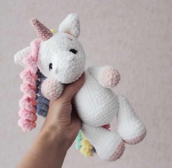 [Вязание] МК Плюшевая Единорожка (Дарья Калинина)
