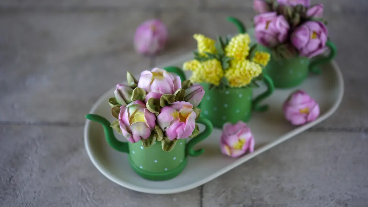 [Nebesnyii_mindal] Лейка с цветами (Марина Невская)