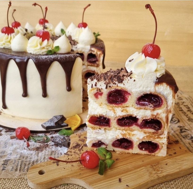 Торт Вишнёвая избушка (Вера Спиридонова)