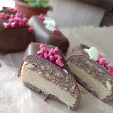 Авторские полезные конфеты. Без сахара, без лактозы, без глютена, веган (Марина Персява)