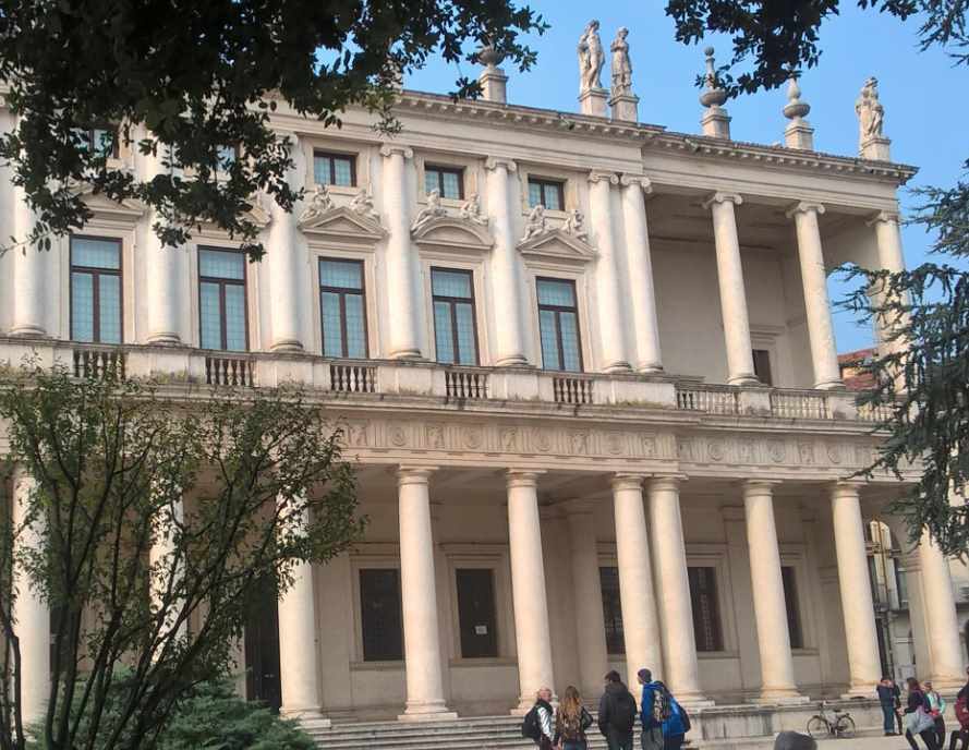 [Третьяковская галерея] Итальянские впечатления. Виченца. Постройки Палладио (Татьяна Балицкая)