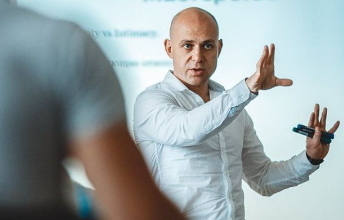 Подписка на телеграм канал. Декабрь 2024 (Алекс Мэй)