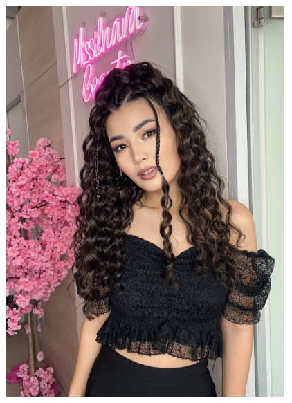 Афролоконы. Приносит мастеру по прическам по 30.000-50.000 рублей в месяц (Ильнара Рахмангулова)