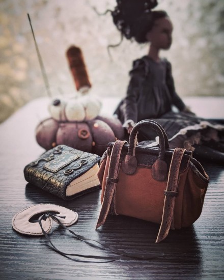 Аксессуары для куклы как часть истории (Катерина Кирилова)