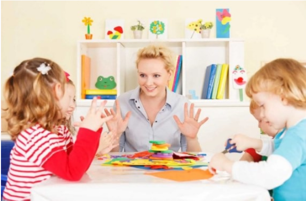 [Ивантер плюс] Конспекты развивающих занятий с детьми от 3 до 5 лет. Весь год (Юлия Белоцерковская)