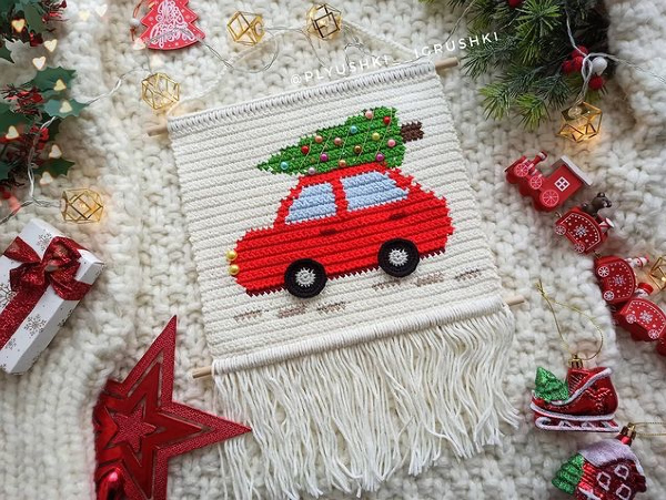 Настенное панно Машинка с ёлкой (Татьяна Поддубская)