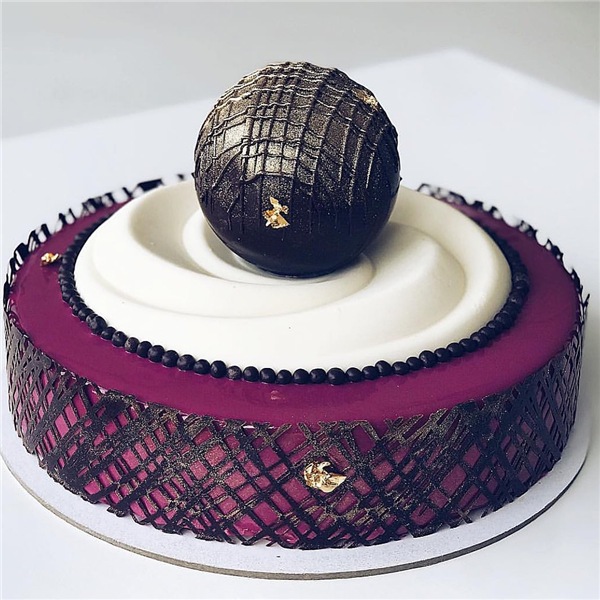 Продвинутый кондитерский онлайн курс. Первый поток май 2020 (Ксения Нохрина)