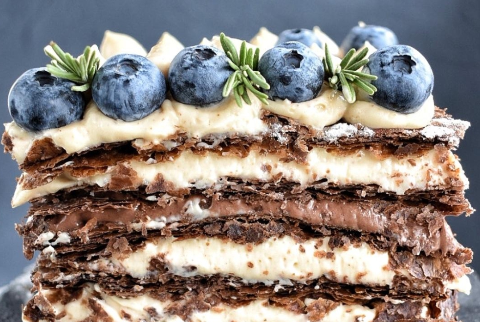 [Сake Deco] Шоколадный "Наполеон"(мильфей) (Афина Исаакова)