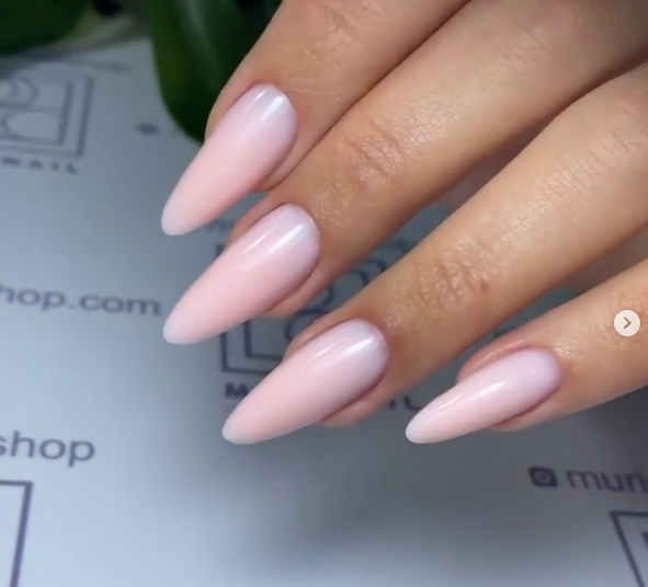 Салонное моделирование "Форма миндаль" в технике без опила (murievamadina)