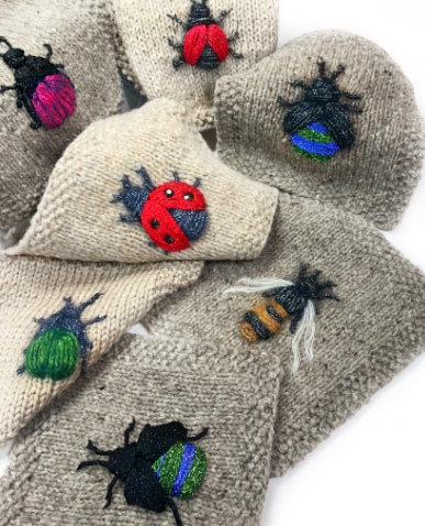 Жук в технике Puff Color Knitting (Лена Родина)